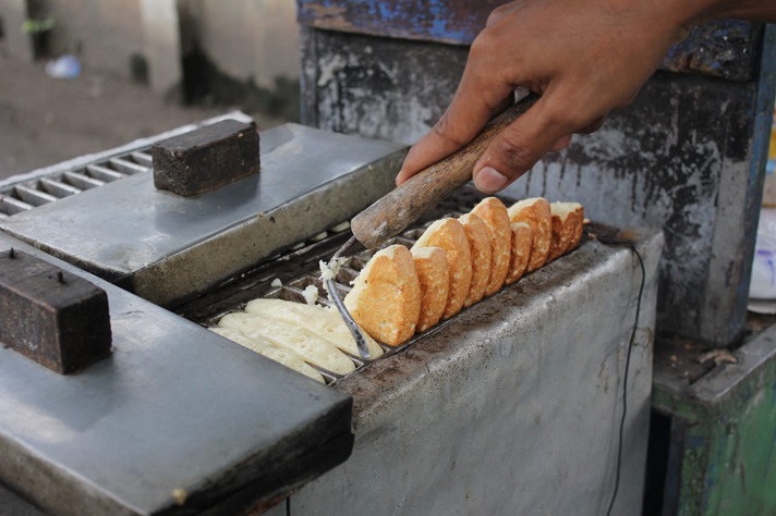 Kue Baroncong