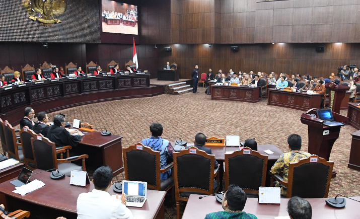 Sidang MK