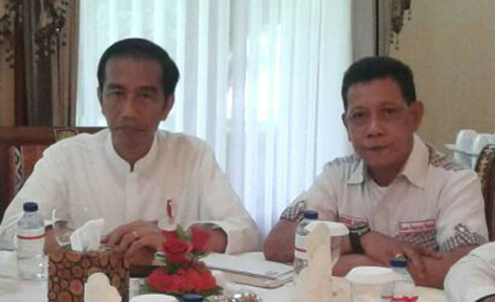 Jokowi dan Utje Gustav Patty
