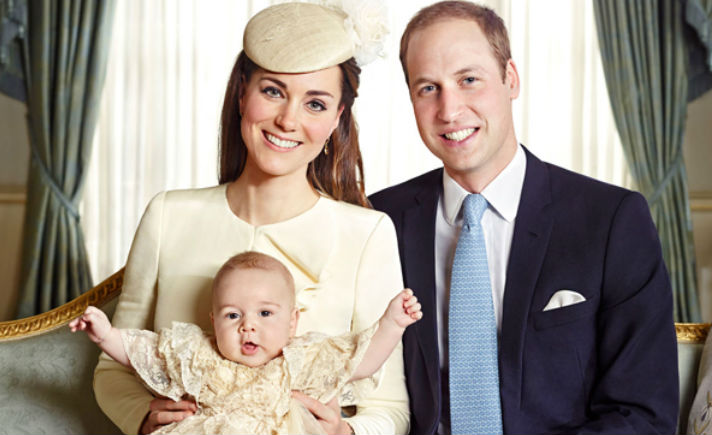Kate Middleton telah melahirkan anak ketiganya dengan Pangeran William.