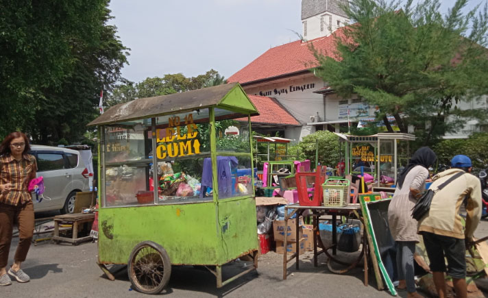 Pedagang Medan Dibongkar