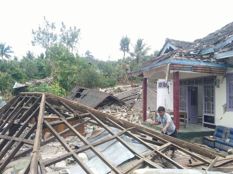 Gempa Lombok