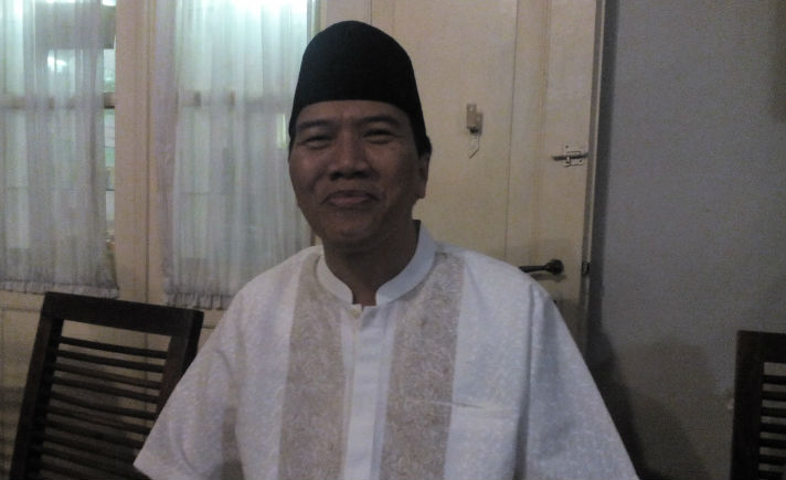 Rektor Undip Prof Yos Johan Utama