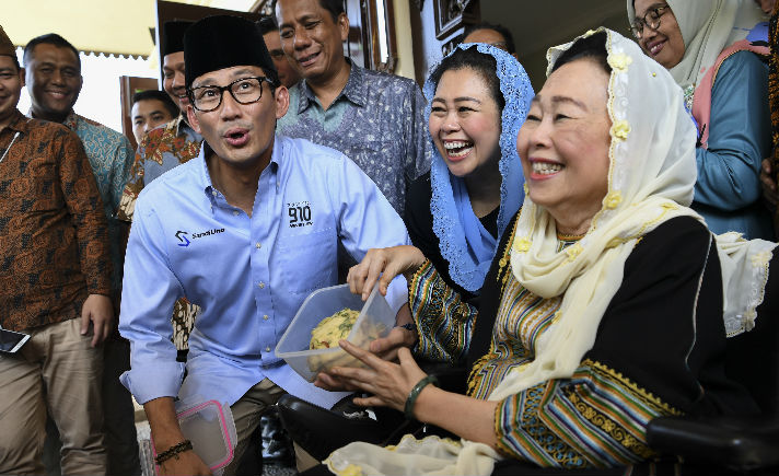 Yenny Wahid - Sandiaga Uno