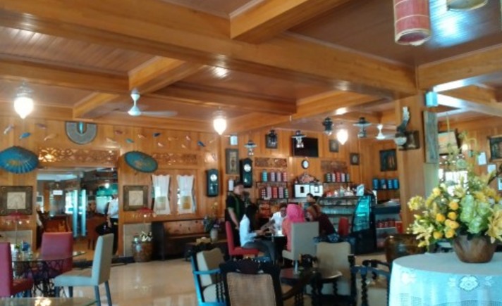 Kedai Tiga Nyonya Palembang