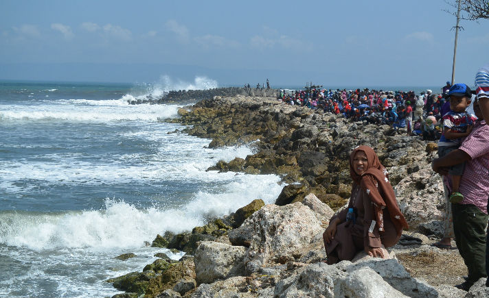 Kapal Terbalik di Jember