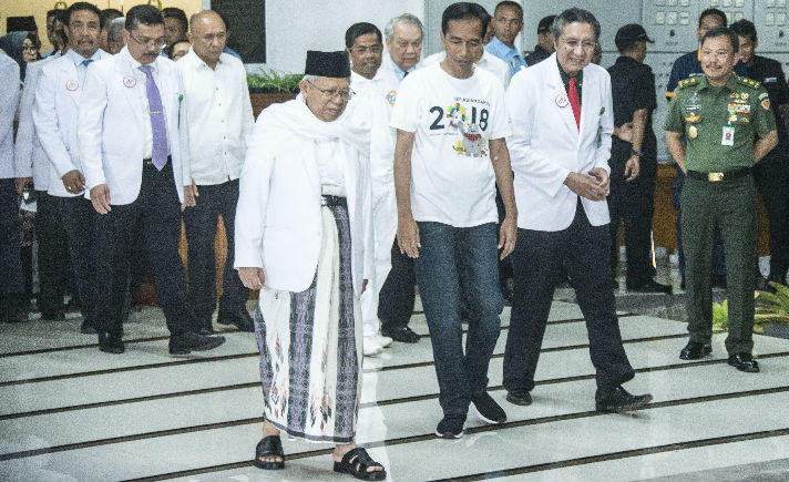 Jokowi Maruf Selesai Tes Kesehatan