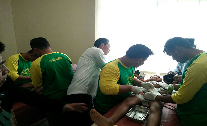 Ulang Tahun, Pemda Menyunat Puluhan Anak Tak Mampu  Tagar