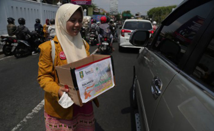 AKSI SOLIDARITAS KORBAN GEMPA DI SLEMAN