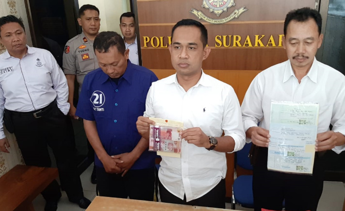 Penipuan di Solo