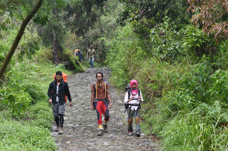 Gunung Lawu