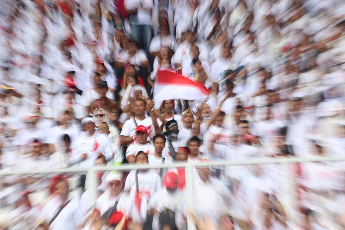 Jokowi dan Penudukung di GBK