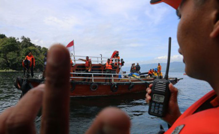 Pencarian KM Sinar Bangun