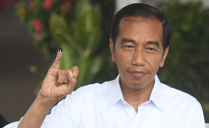 Jokowi Nyoblos