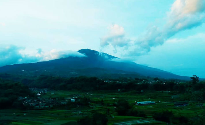 Gunung Lawu
