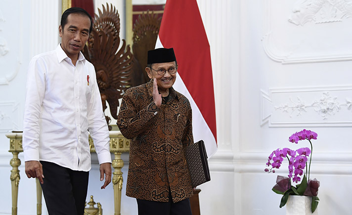 BJ Habibie dan Jokowi