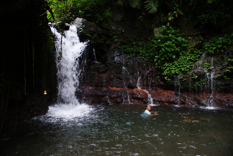 Air Terjun Cipeuteuy