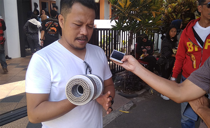 Levi Sahabat Agung Hercules