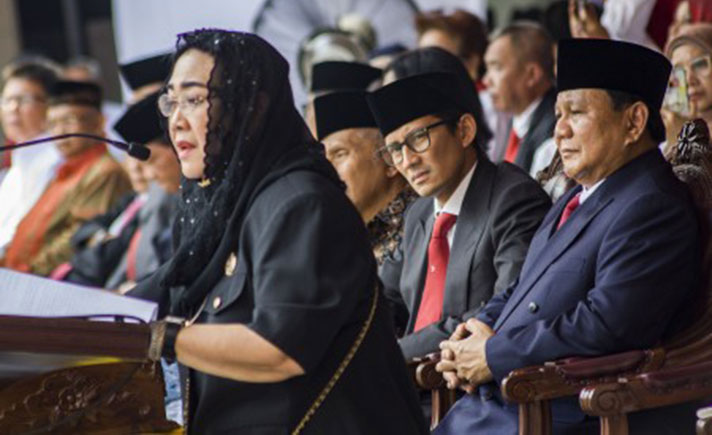 PRABOWO-SANDI UPACARA DI UBK