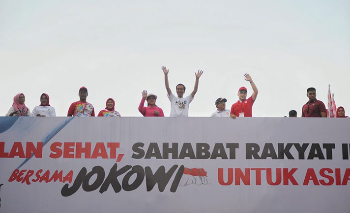 Jalan Sehat Bersama Jokowi