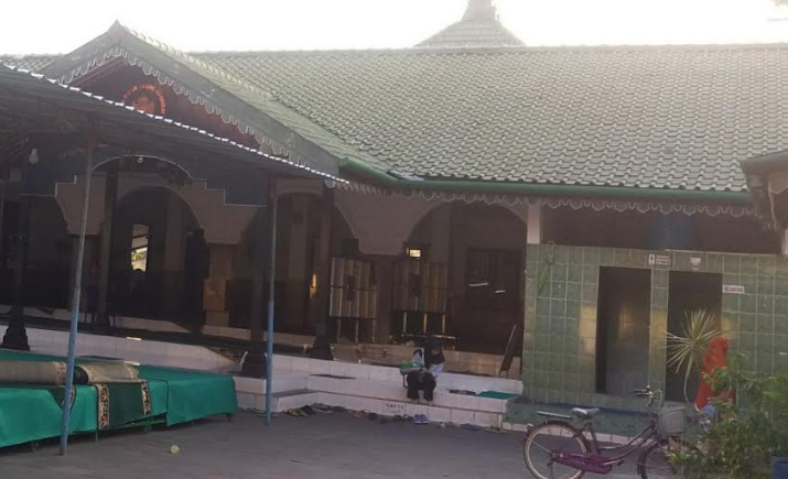 Masjid Ad-Darojat Babadan