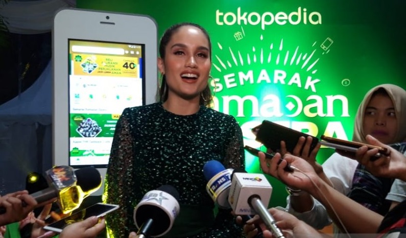 Cinta Laura Suka Puasa di Indonesia Ketimbang di AS