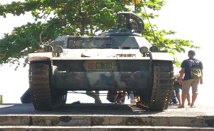 Tank di Padang