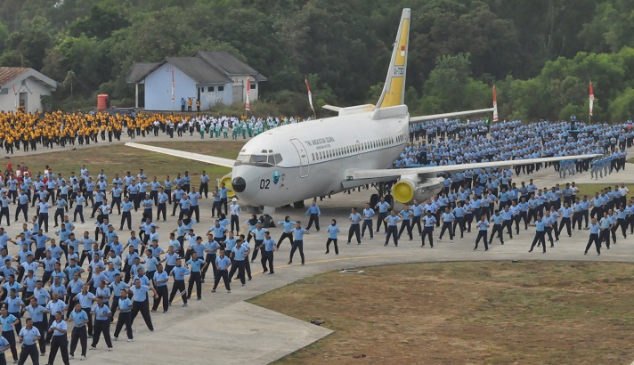 Tarian Gemu Famire Pecahkan Rekor MURI