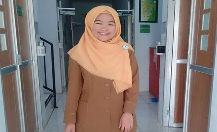 Neneng Kharisma