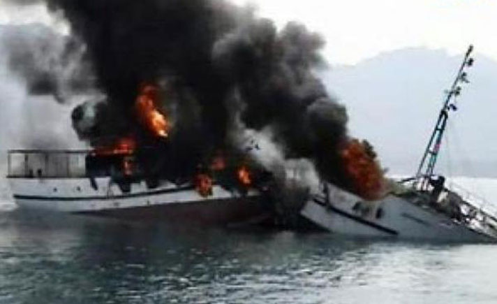 Kapal Terbakar