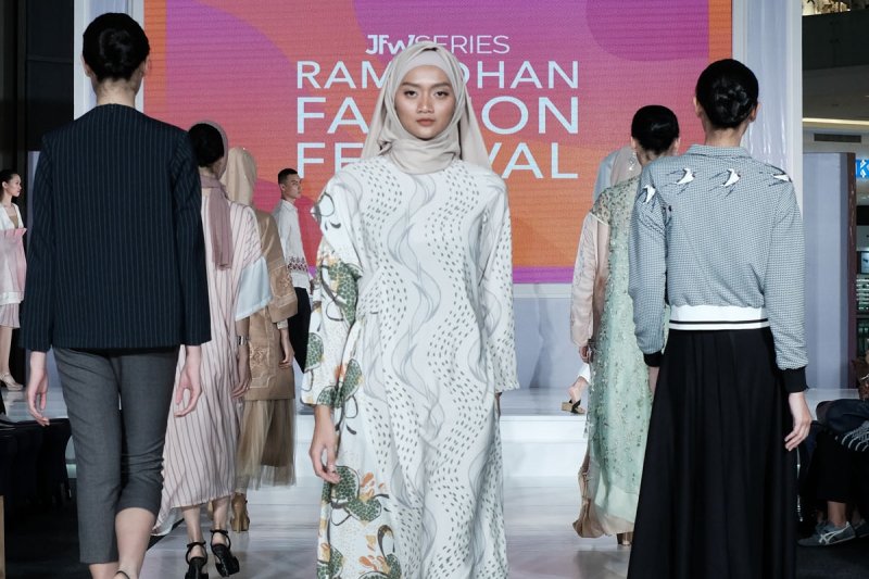Fashion