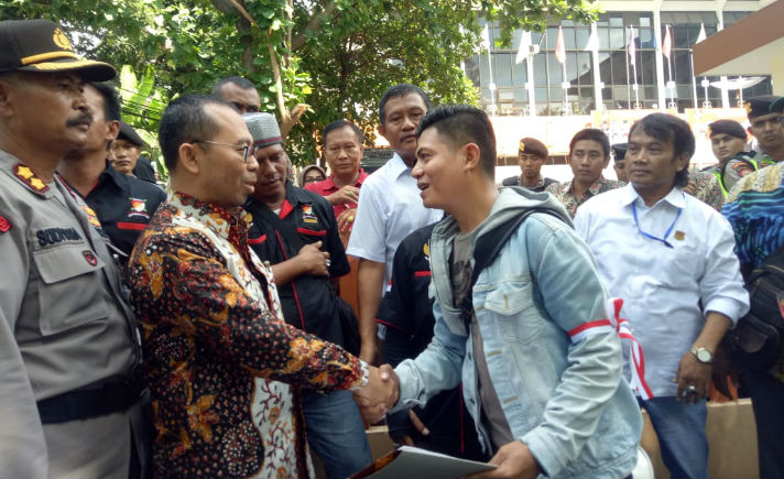 https://www.tagar.id/Asset/uploads/705914-kpu-jateng.jpeg