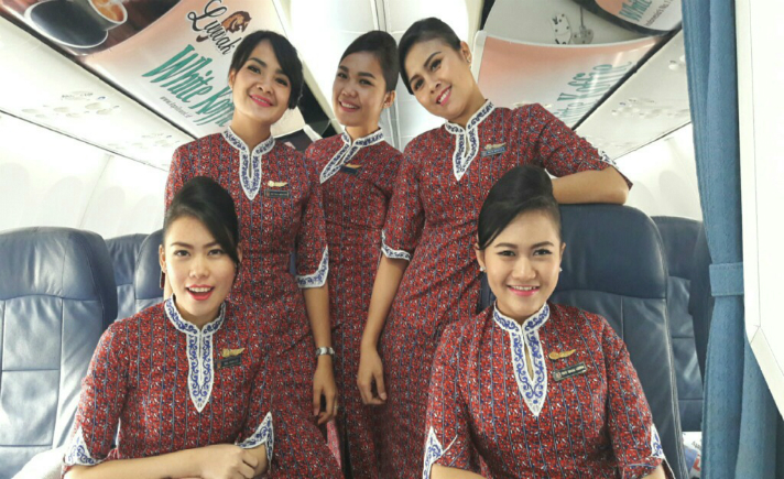 Vita bersama Pramugari Lion Air.