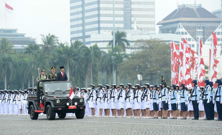 Wow, 8 Kartini Pengawal Presiden Jokowi Ini Sungguh 