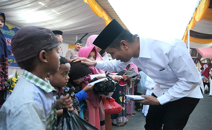 Wali Kota Siantar Santuni Yatim