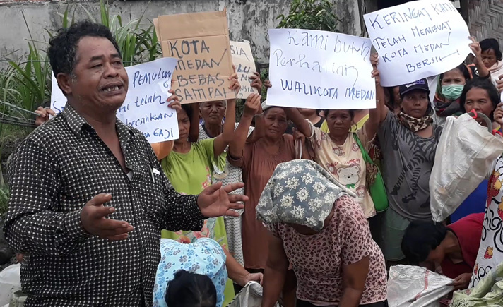 Demo Pemulung