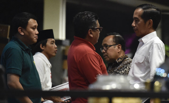 Jokowi dan Sekjen 9 Partai