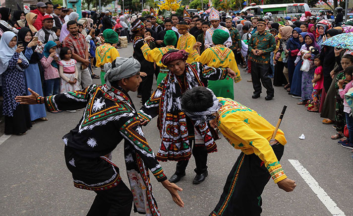 Peserta Karnaval