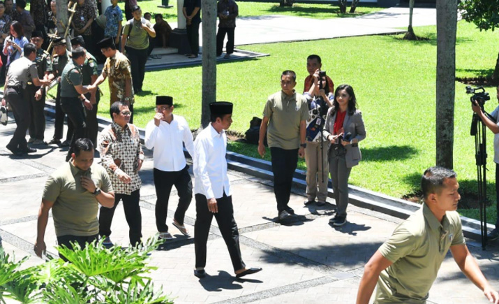 Joko Widodo, Jokowi Jumatan