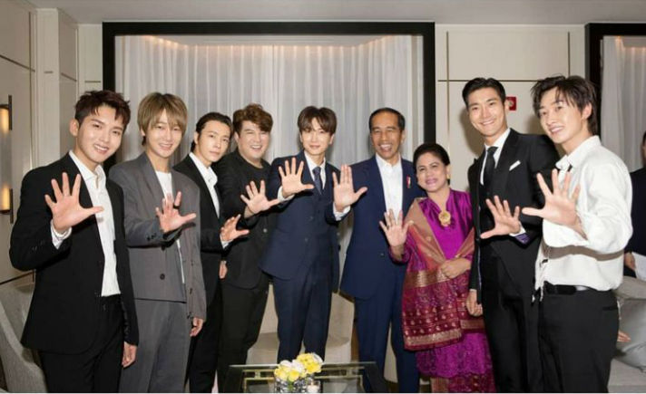 Jokowi - Super Junior