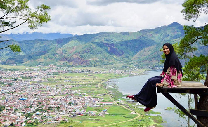 Danau Laut Tawar