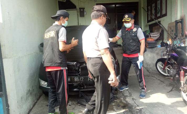 Pembakaran Mobil di Jateng