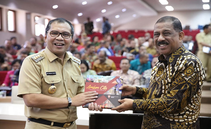Wali Kota Ambon Tertarik Nyontek Cara Makassar Reklamasi 