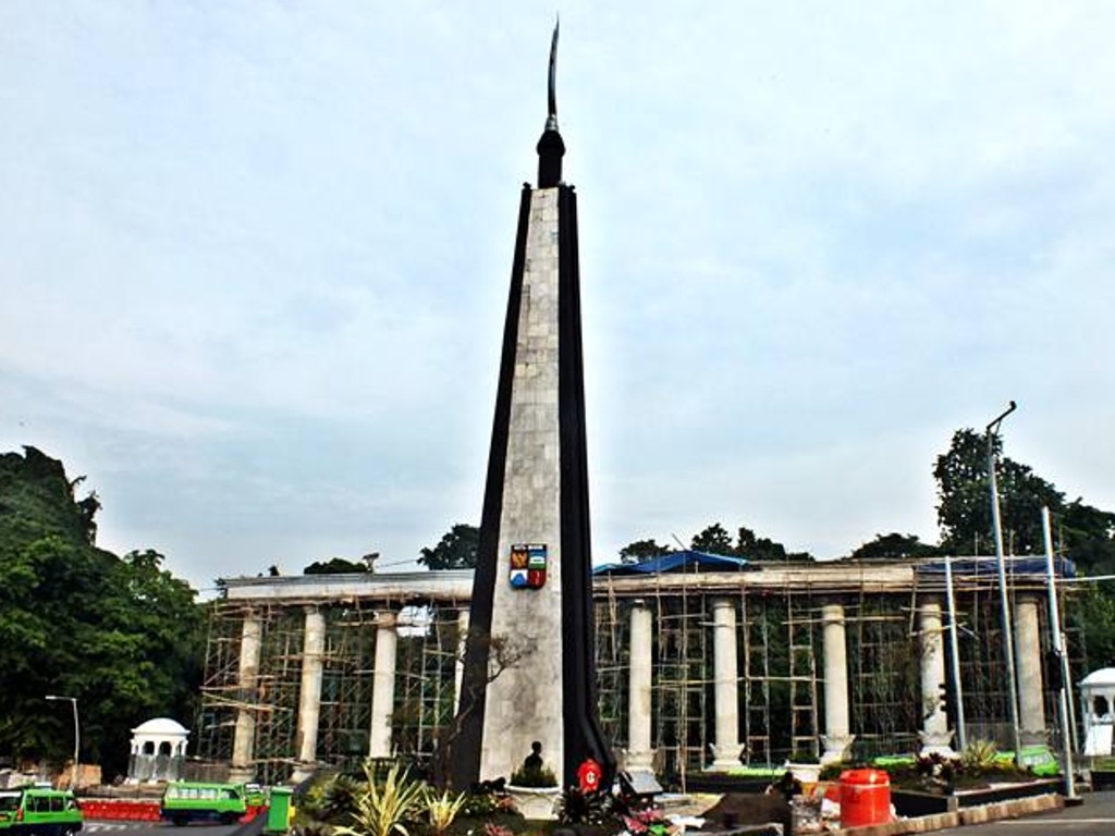 Tugu Kujang Bogor