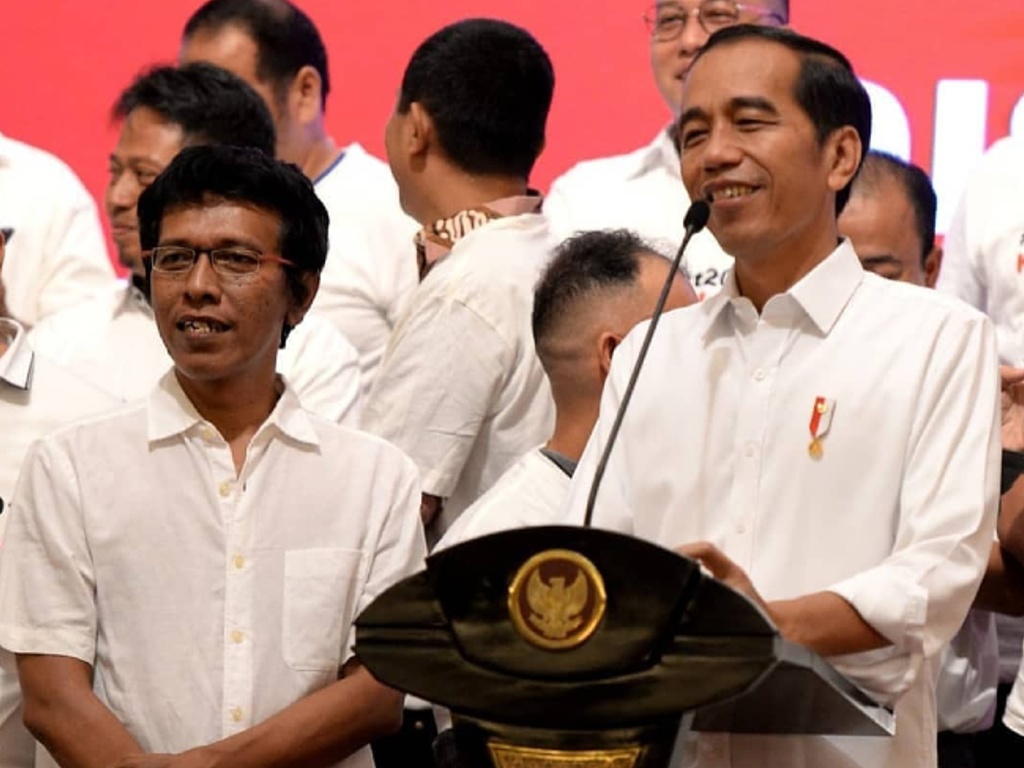 Jokowi dan Adian Napitupulu