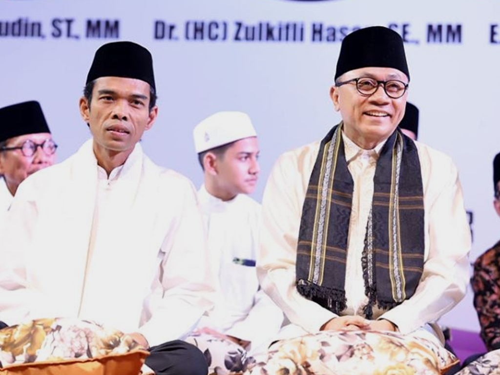 Ustaz Abdul Somad dan Zulkifli Hasan