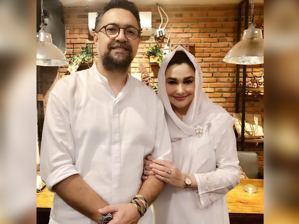 Ari Sihasale dan  Nia Zulkarnaen