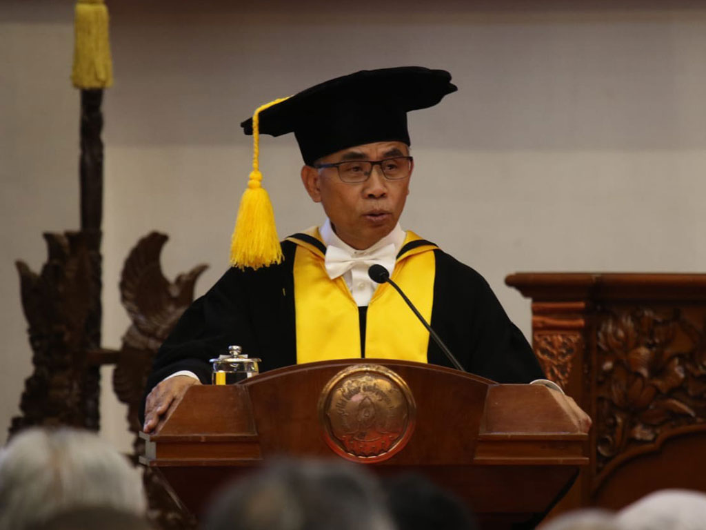 Prof Wimboh Santoso