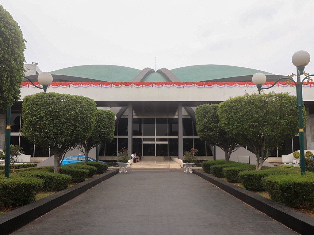 Gedung DPR dan MPR