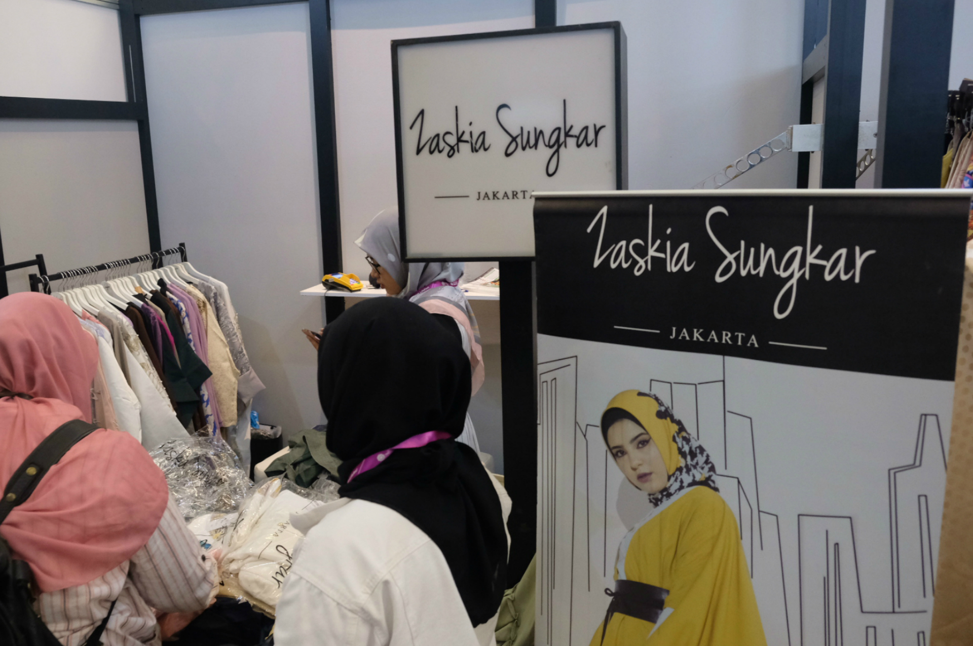 Booth Zaskia Sungkar